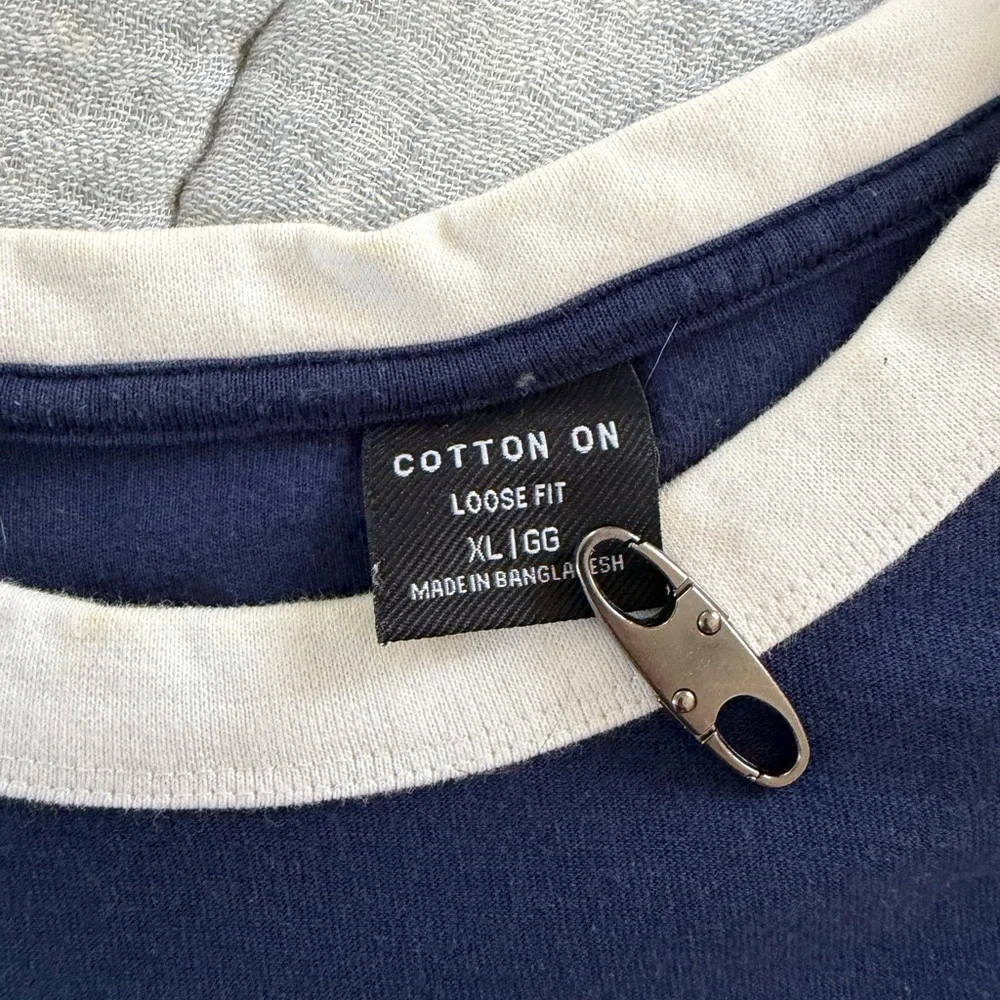 USA 2002 Ringer Tee - Picture 2 of 2